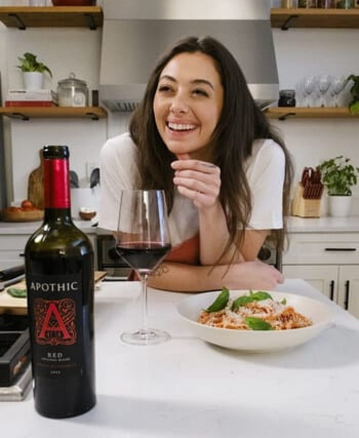 Apothic Wines Sweeps Offers One-on-One with Olivia Tiedemann