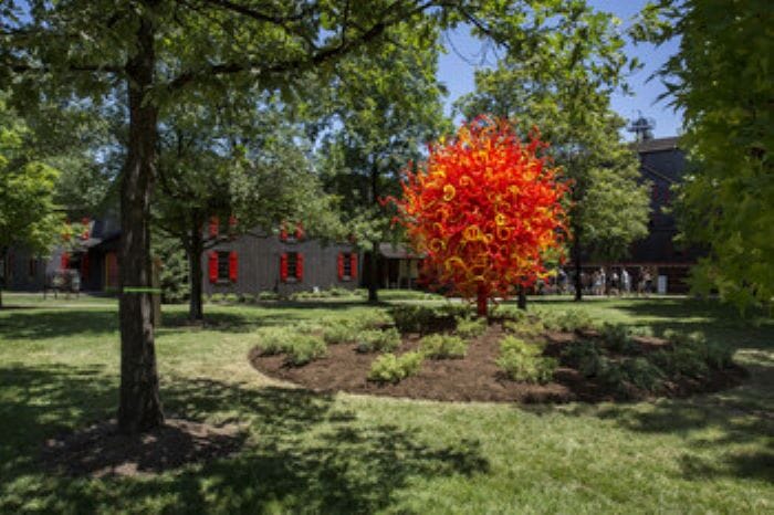 Maker's Mark Kicks Off Summer with New Chihuly Exhibition, Reimagined Restaurant Opening